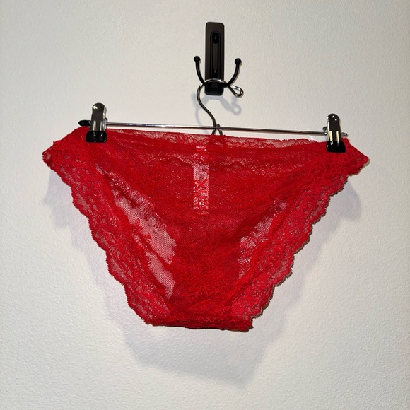 Victoria's Secret Red and White Lace Lingerie Panties Set - Picture 5 of 14